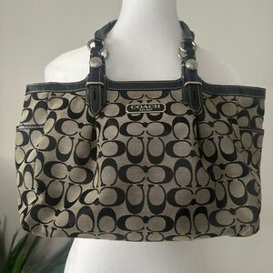 Coach Black and Beige Women's Bag